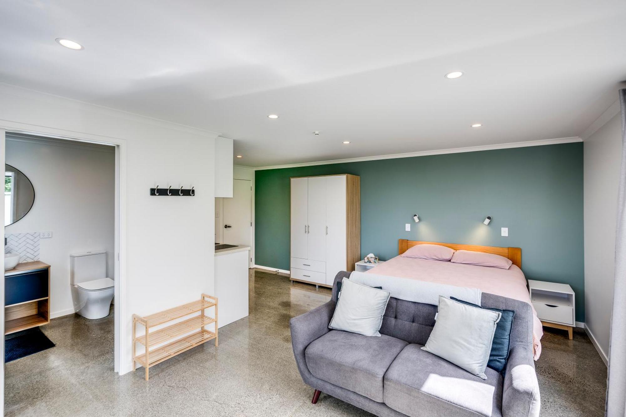 Modern Studio Near Clive River Dış mekan fotoğraf